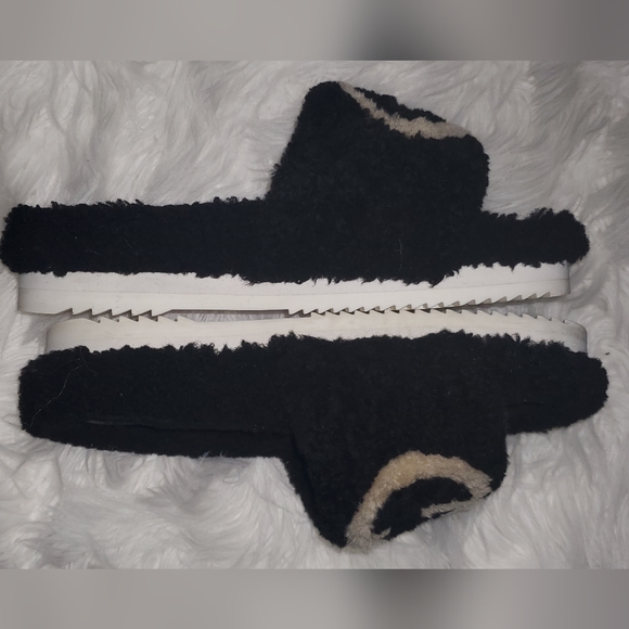 Authentic Gucci Interlocking G Eileen Teddy Shearling Slides SZ 10 - Picture 13 of 16